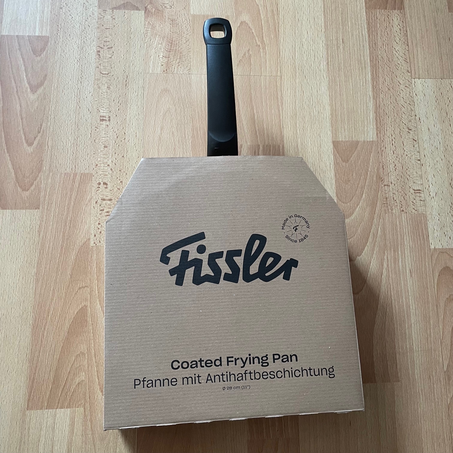 Fissler Ceratal Comfort Bratpfanne Karton