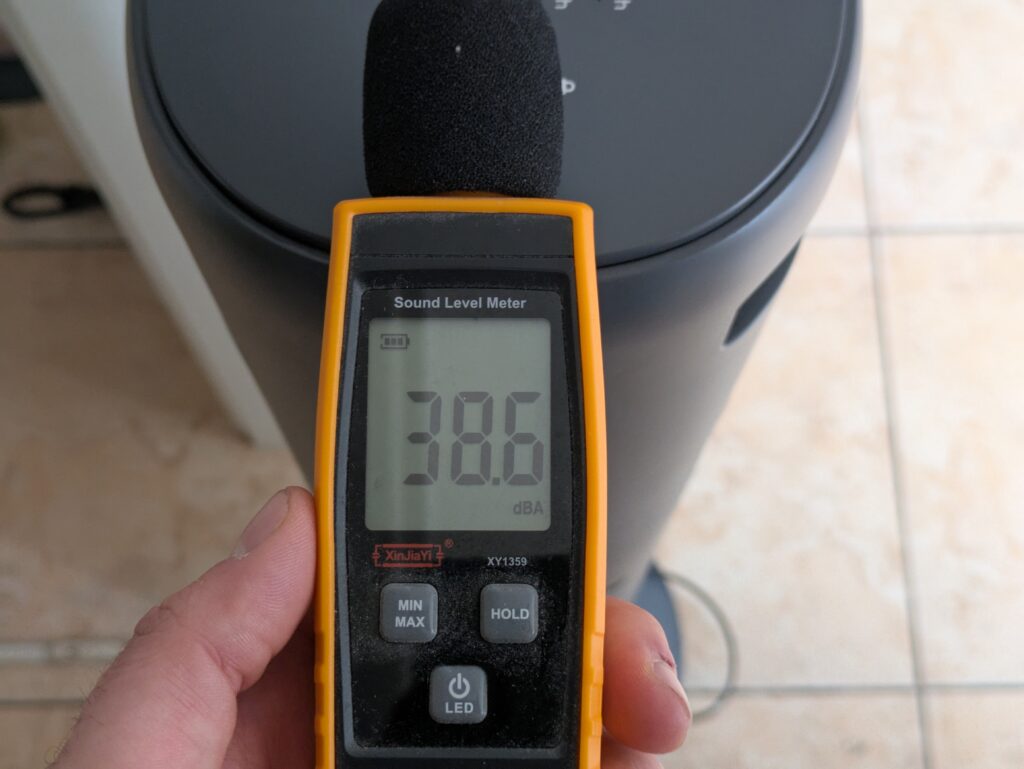 Lautstärke des Philips Serie 5000 Ventilators (3)