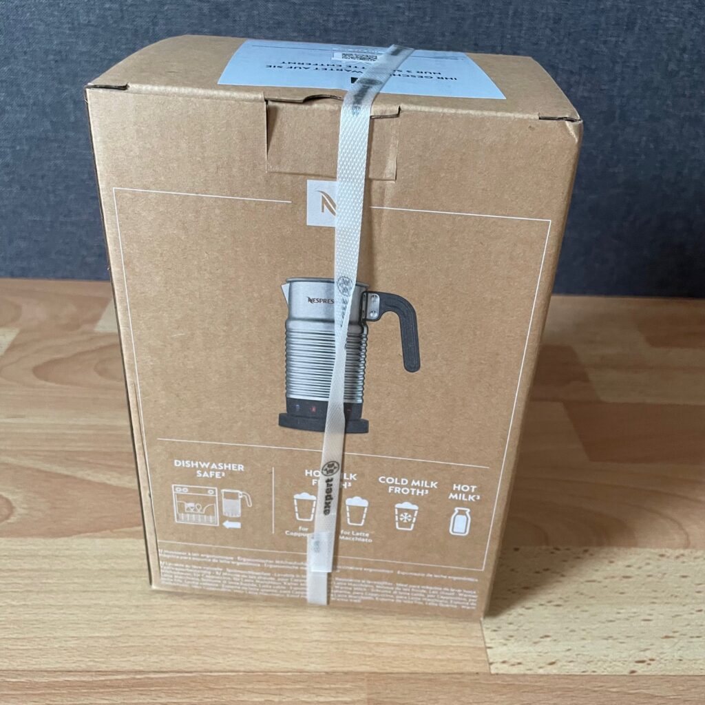 NESPRESSO Aeroccino 4 Milchaufschäumer Karton