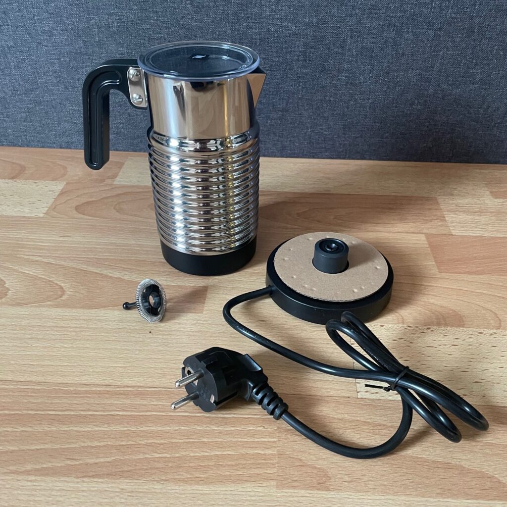 NESPRESSO Aeroccino 4 Milchaufschäumer Lieferung