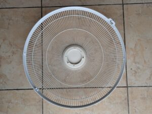 Rotorschutz des Midea FS40-16CR Standventilators (2)