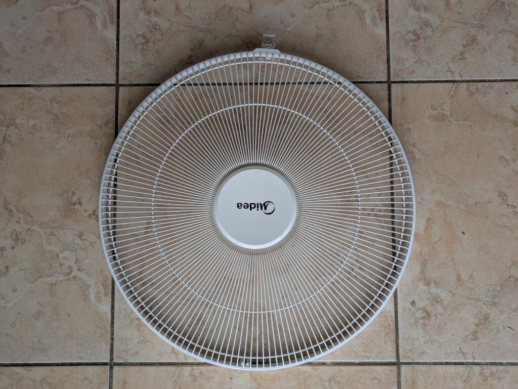 Rotorschutz des Midea FS40-16CR Standventilators (3)