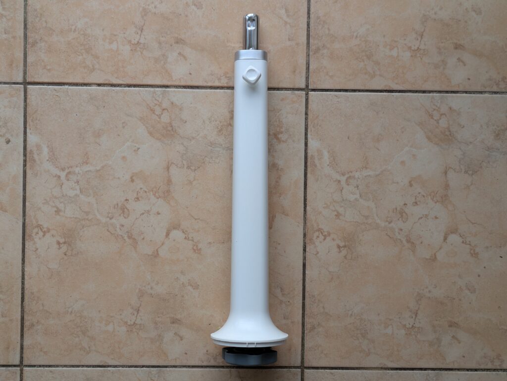 Säule des Midea FS40-16CR Standventilators