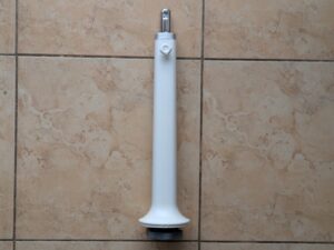 Säule des Midea FS40-16CR Standventilators