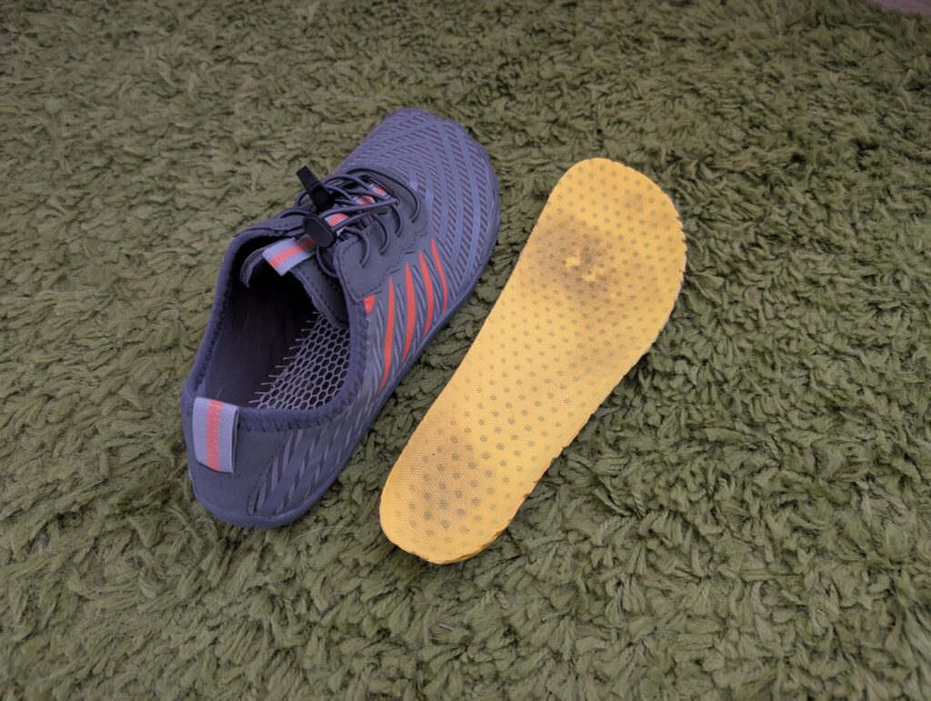 Teechodina Barfußschuhe Einlegesohle Verfärbungen nach einmaligem Tragen