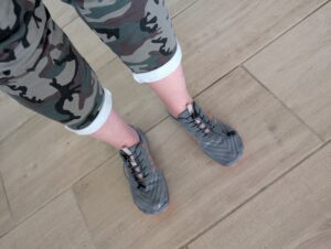 Teechodina Barfußschuhe angezogen