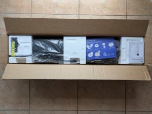 Verpackung des Dreo DR-HTF007 Nomad One Ventilators geöffnet