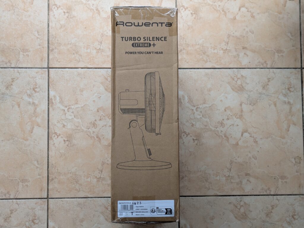 Verpackung des Rowenta VU2731 Turbo Silence Extreme+ Ventilators von der Seite