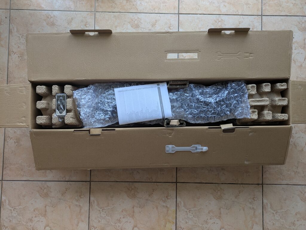 Verpackung des Rowenta VU6670 Eole Infinite Ventilator geöffnet