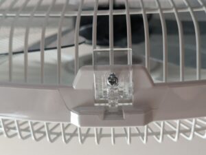 Verschluss des Midea FS40-16CR Standventilators