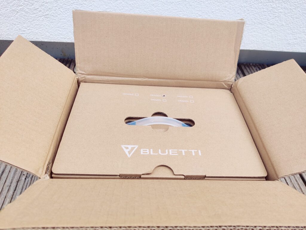 BLUETTI AC2A Powerstation Umverpackung 2