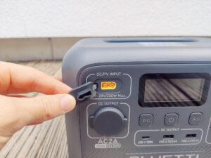 BLUETTI AC2A Powerstation Solaranschluss