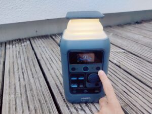 Anker SOLIX C300 DC Powerstation Lichtschalter