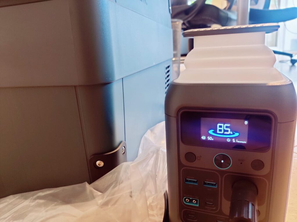 Anker SOLIX C300 DC Powerstation 12-Volt-Entladung 2