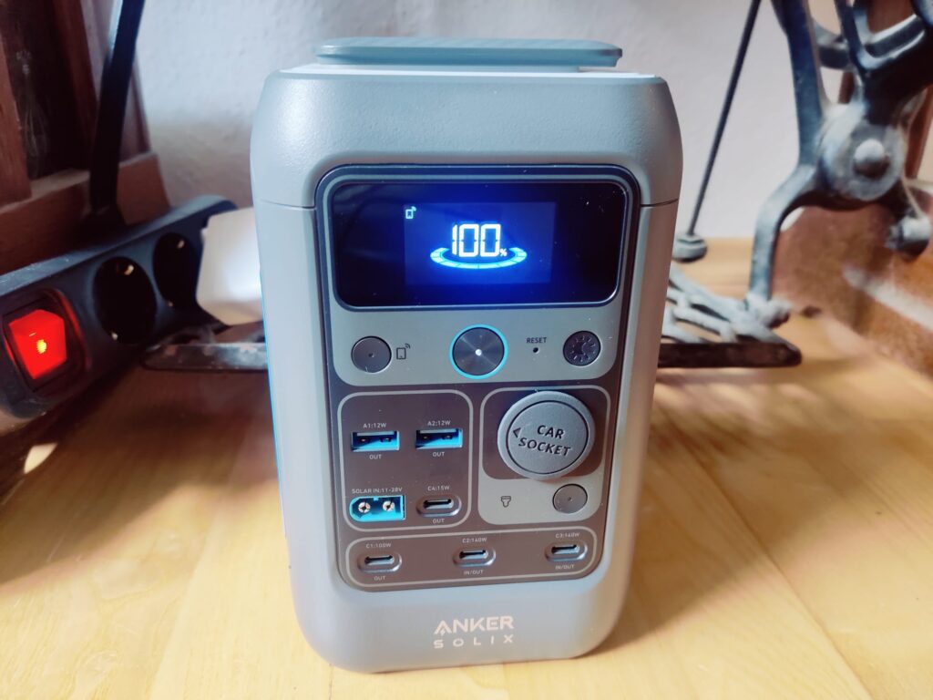 Anker SOLIX C300 DC Powerstation vollständig aufgeladen