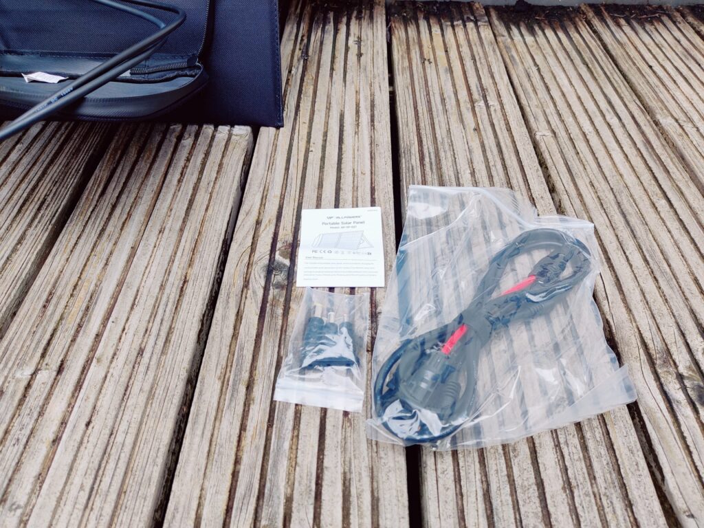 ALLPOWERS SP-027 Solarpanel mit Zubehör