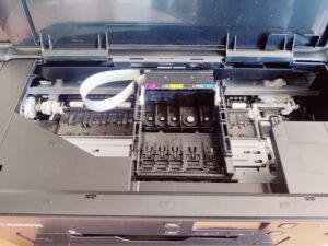 Canon PIXMA TS705a Tintenstrahldrucker Patronenfach einsatzbereit