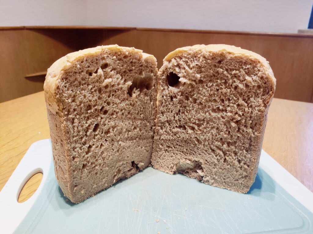 Rommelsbacher BA 550 Brotbackautomat Backergebnis aufgeschnitten
