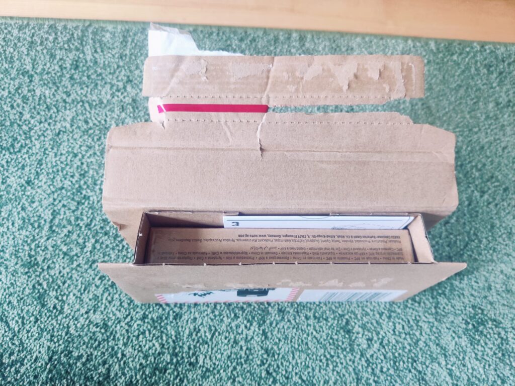 Varta 57978 Powerbank Umverpackung geöffnet