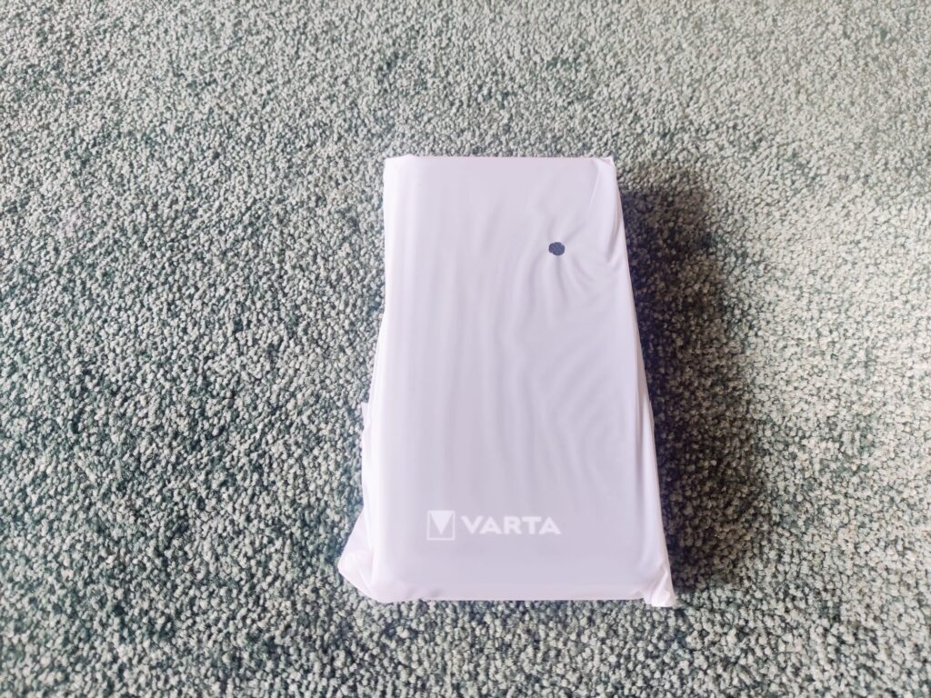 Varta 57978 Powerbank mit Schutzfolie