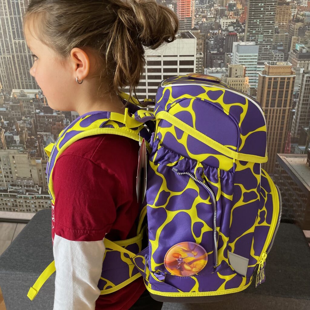 ergobag cubo Schulranzen im Einsatz