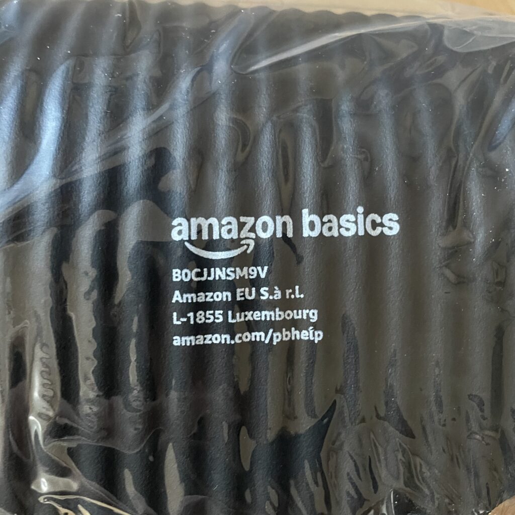 Amazon Basics Yogamatte Aufschrift Folie