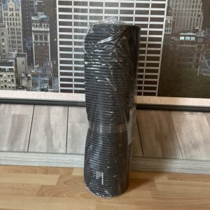 Amazon Basics Yogamatte verpackt