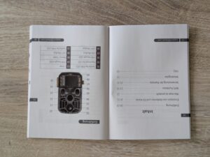 Anleitung der DEATTI DET T4 Wildkamera geöffnet