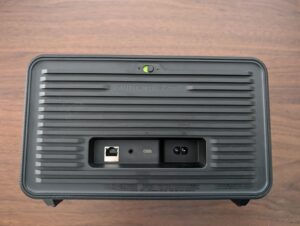 Anschlüsse des JBL Authentics 200 Smart Home Bluetooth-Lautsprechers