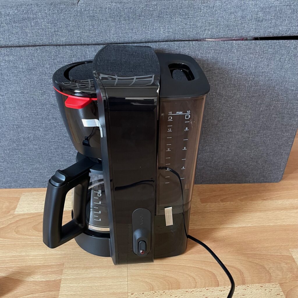 Bosch MyMoment Kaffeemaschine seitlich