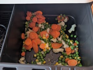 COSORI DualBlaze TwinFry Heißluftfritteuse Gemüse gegart