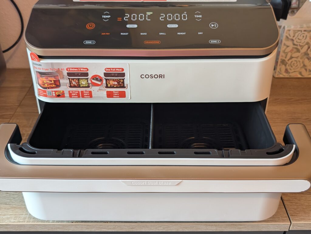 COSORI DualBlaze TwinFry Heißluftfritteuse in Betrieb2