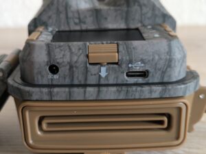 DEATTI DET T4 Wildkamera von unten (2)