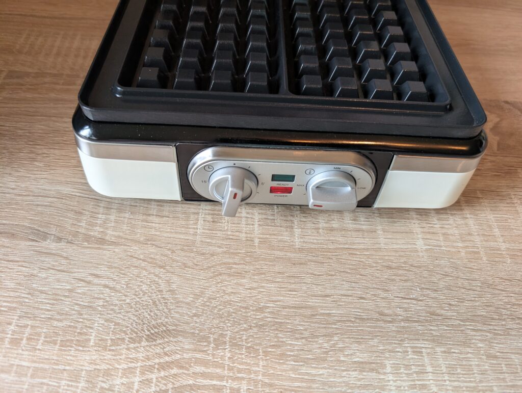 DOMO DO9280W Waffeleisen Detail