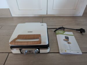 DOMO DO9280W Waffeleisen Lieferumfang
