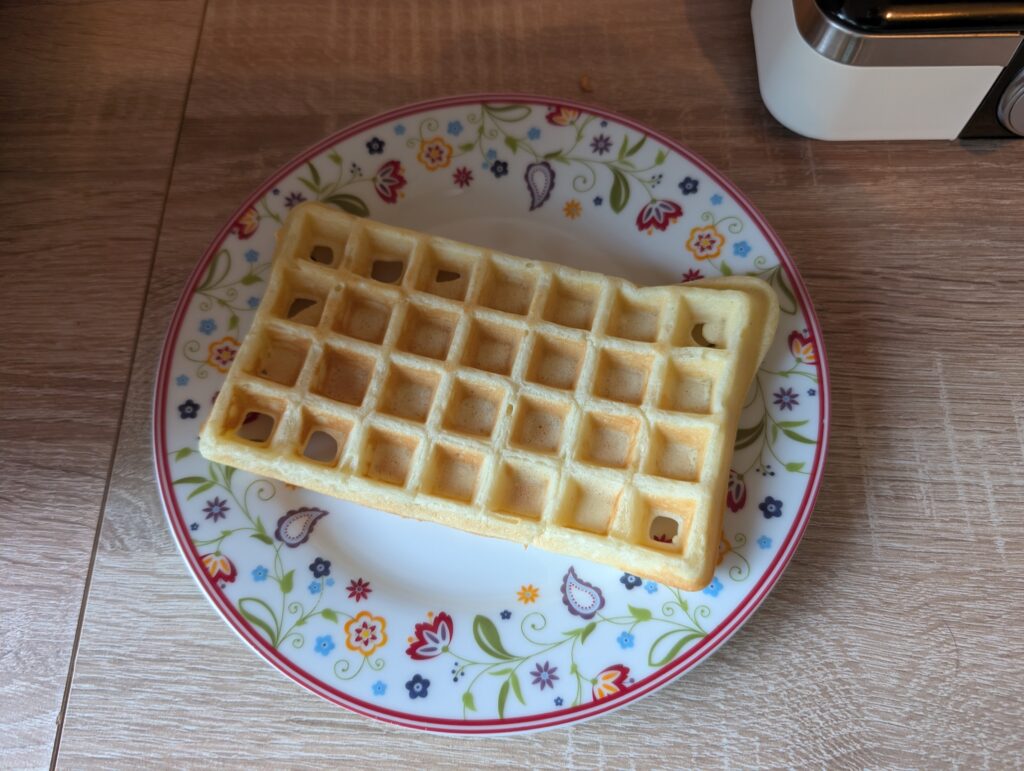 DOMO DO9280W Waffeleisen mittlere Stufe