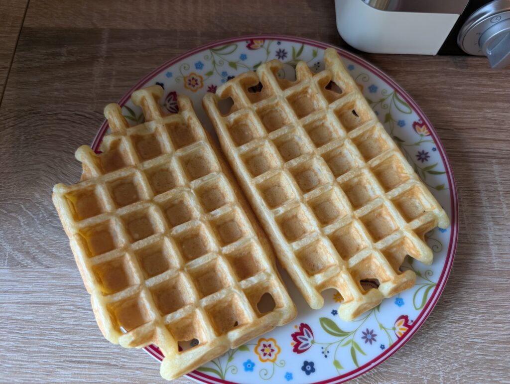 DOMO DO9280W Waffeleisen niedrige Stufe