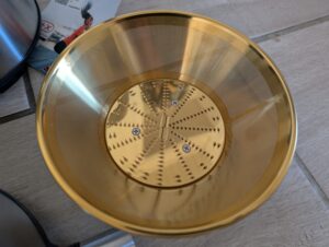 Gastroback Design Multi Juicer Digital Entsafter Siebeinsatz Detail