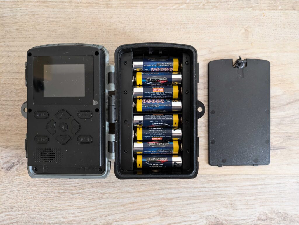 Haza PR800 Wildkamera mit Batterien