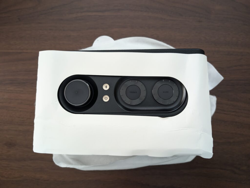 JBL Authentics 200 Smart Home Bluetooth-Lautsprecher mit Hülle