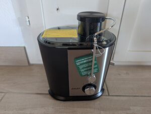 Juilist-Entsafter Ansicht seitlich