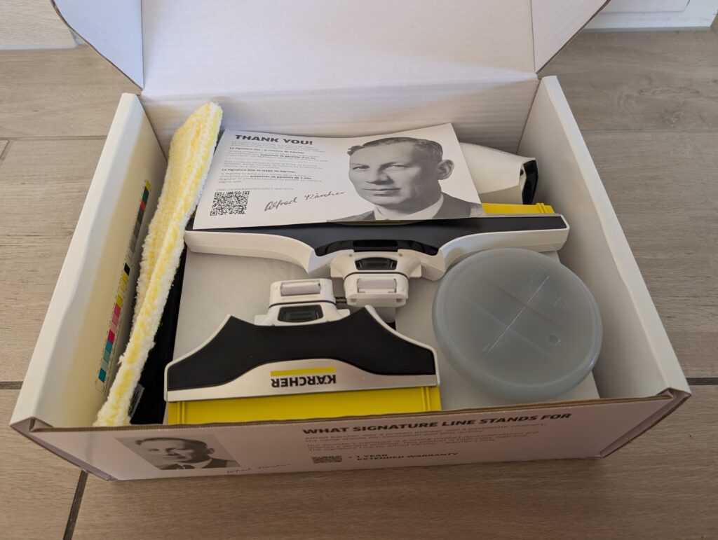 Kärcher WV 7 Signature Line Fenstersauger Verpackung geöffnet