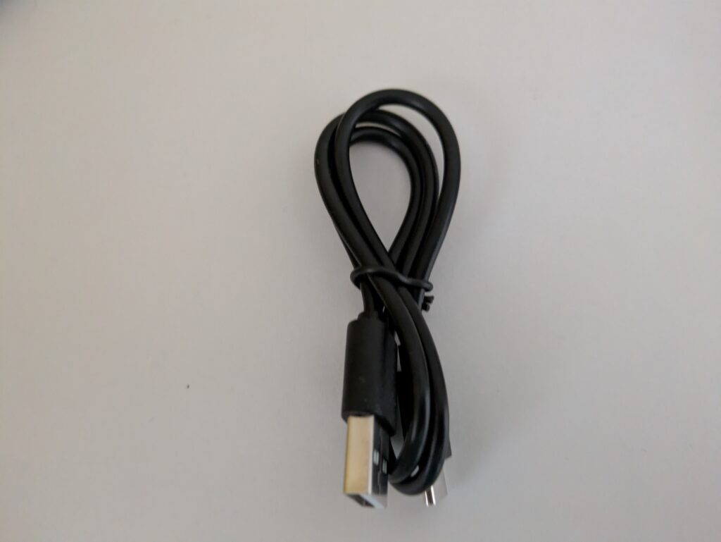 Ladekabel des Tribit StormBox Lava Bluetooth-Lautsprechers