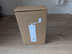 Lambda Coffee Kaffeemühle Verpackung aufrecht