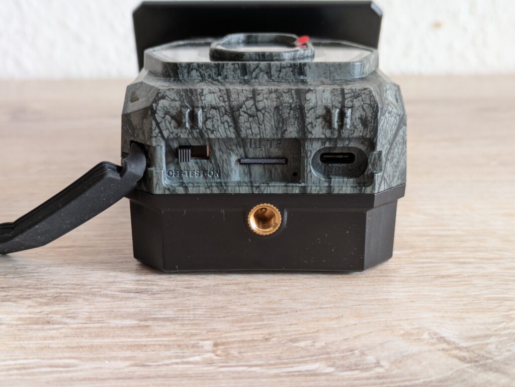 Maxdone PH970S Wildkamera von unten ohne Abdeckung