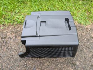 Oberteil des Fangkorbs des Bosch EasyMower 18V-32-200 Akku-Rasenmähers