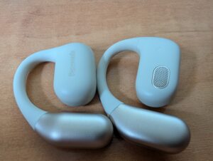 Panasonic RB-F10 Kopfhörer von der Seite