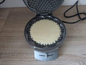 Princess-Waffeleisen mit Teig