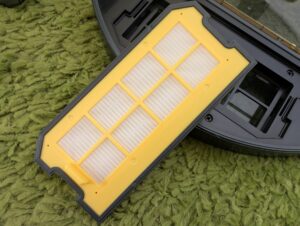 Venga VG RVC 3002 BK Wischroboter Filter Detail 1