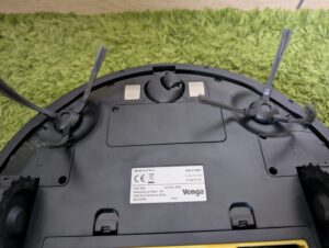 Venga VG RVC 3002 BK Wischroboter mit zwei Seitenbürsten